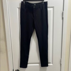 Paige sz 31 -Black pants ( stretch)